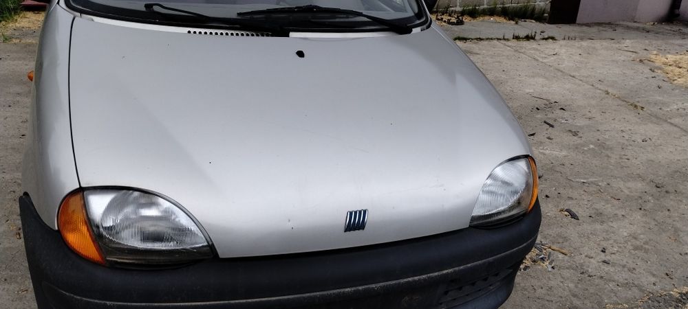 Fiat Seicento maska przód przednia  kod 647