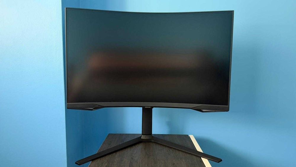 Monitor Gaming Curvo Samsung Odyssey G6 27" 240Hz QHD – Como Novo