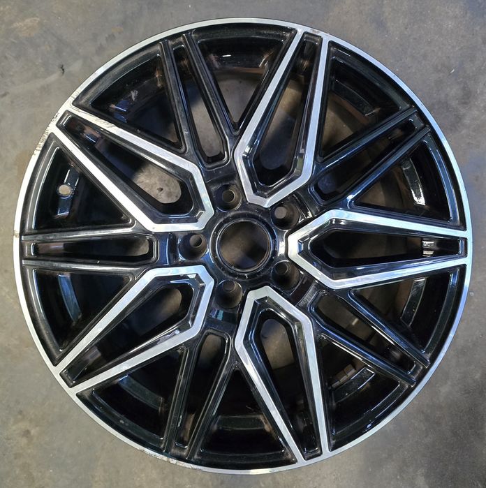 Felga ATT 883 P aluminiowa 18' 5x114,3 Jarbet # POJ