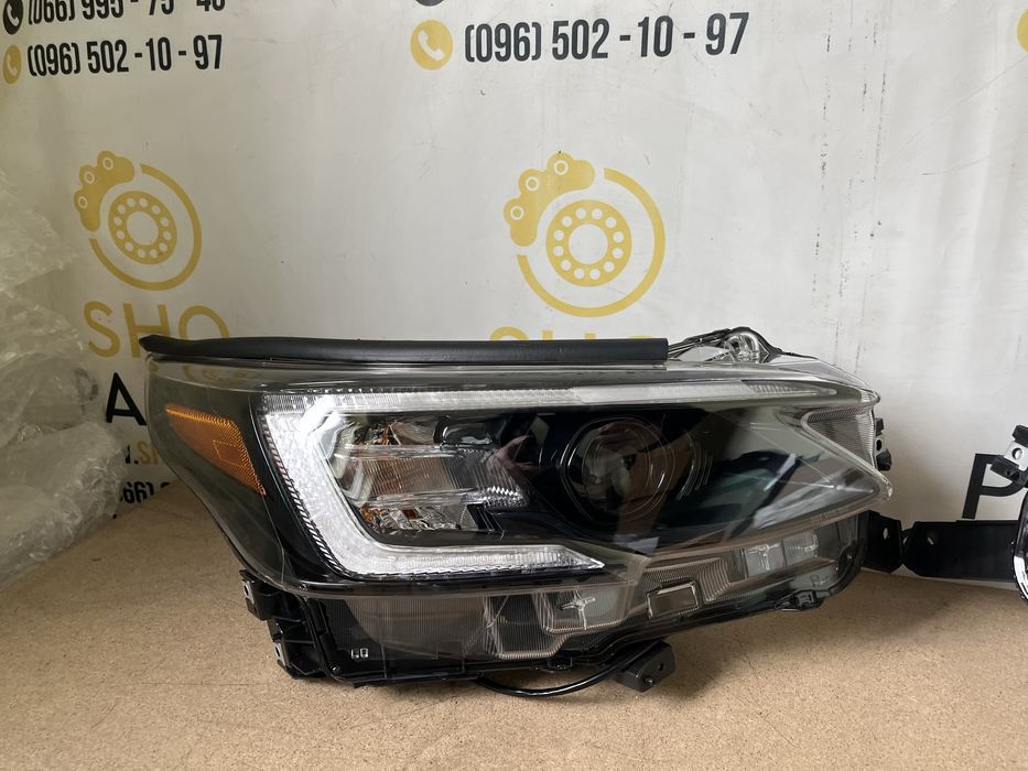 Фары фара Subaru Outback Субару Оутбэк 2020 2021 2022 2023 2024