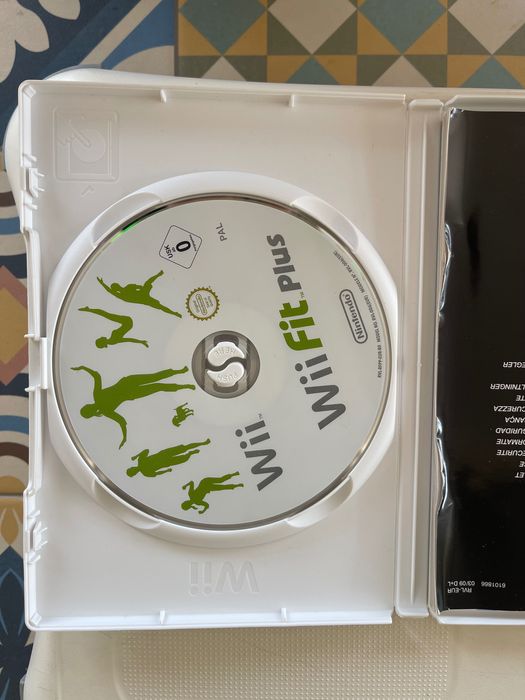 Consola Wii + tapete e jogo