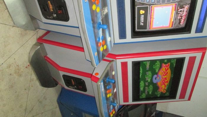 Máquina jogos original como nova com 2600 jogos