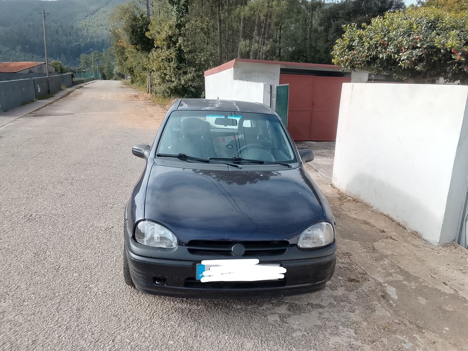 Opel Corsa B 1.2 por apenas 665€ oferta da passagem de nome