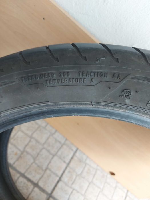 GOODYEAR EAGLE F1  275/35 R19 100Y Runflat