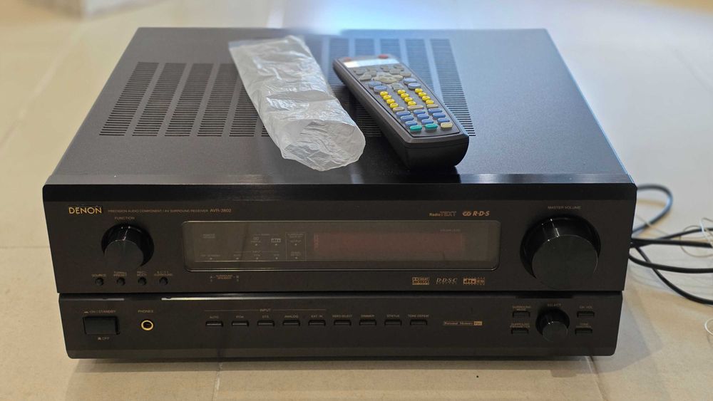Amplificador DENON AVR-3802