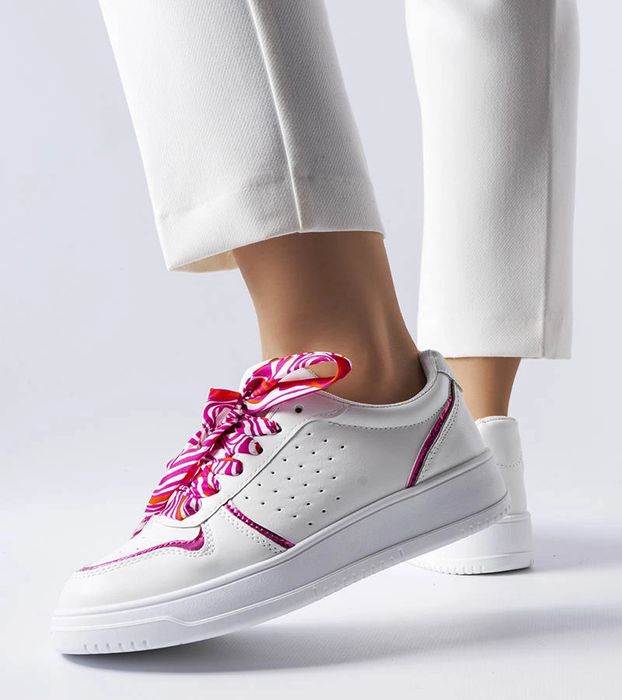 Białe sneakersy wiązane wstążką Pryor