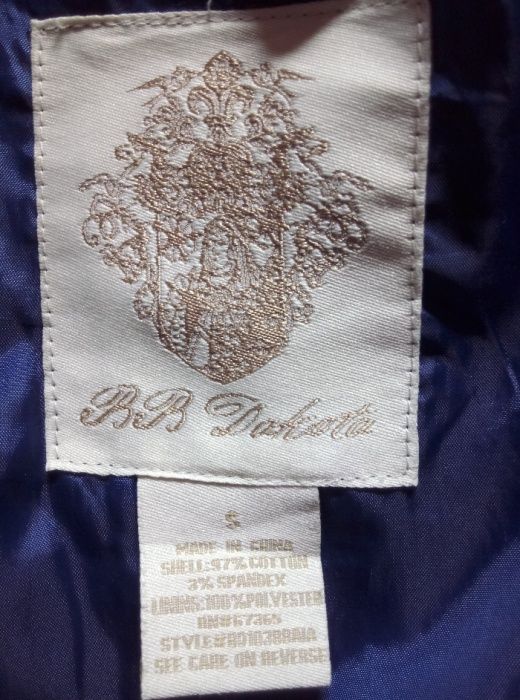 Ciekawy wiosenny płaszczyk