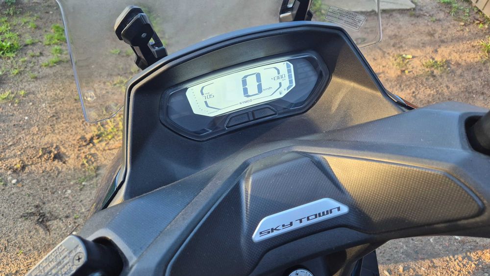 Kymco skytown 125 2025r. Przebieg 500 km.