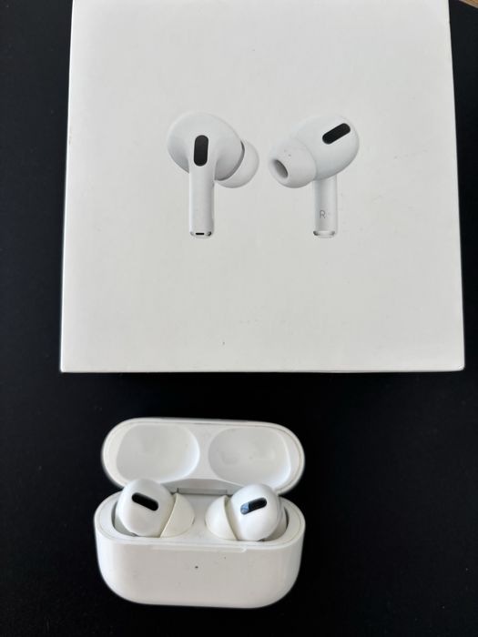 AirPods Pro apple