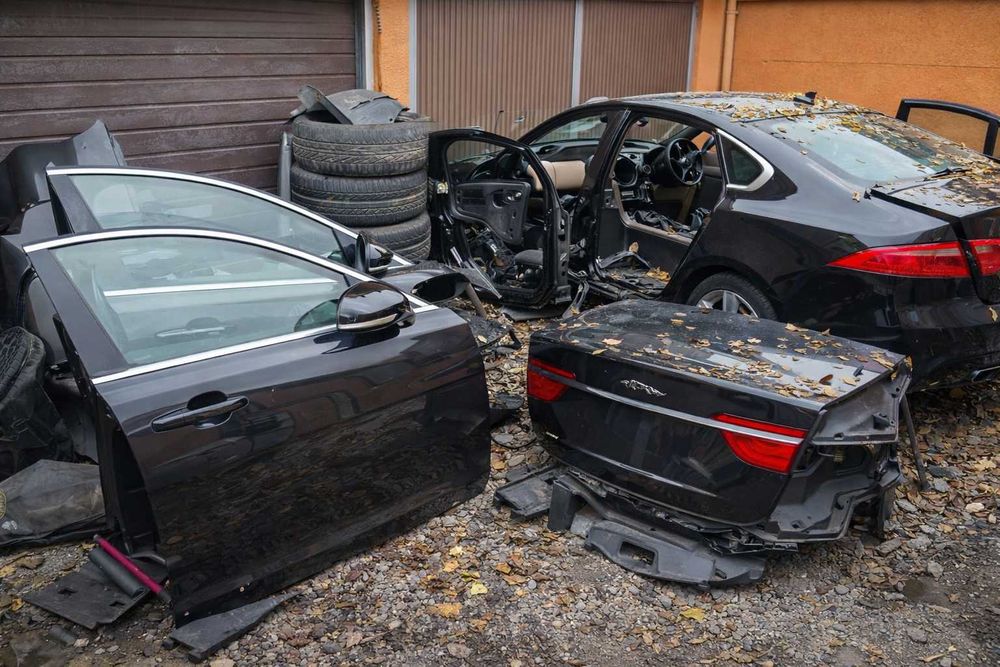 Бампер JAGUAR XF XE XJ розборка