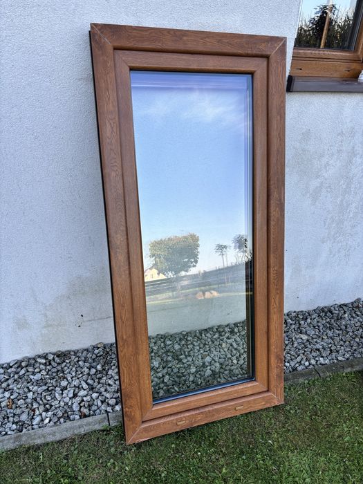 Okno złoty dąb z roletą 70x149