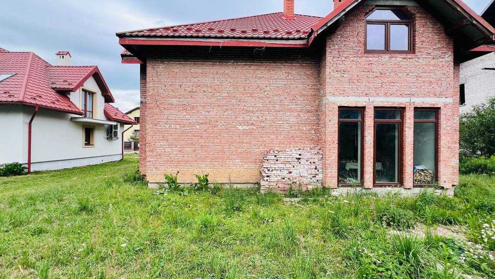 Продаж  окремостоячого будинку у Винниках по вул. Богдана Лепкого