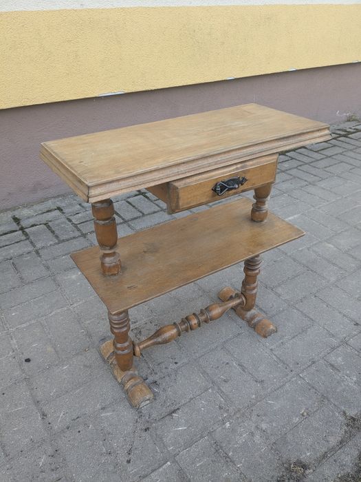 Stolik do przedpokoju vintage