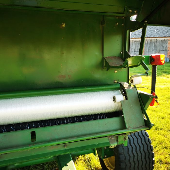 Sprzedam Prase John Deere 592  Belarka
