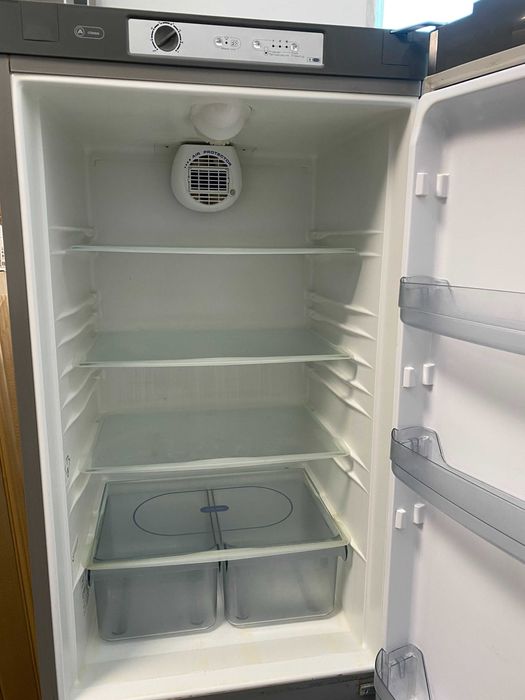 frigo combinado Whirlpool