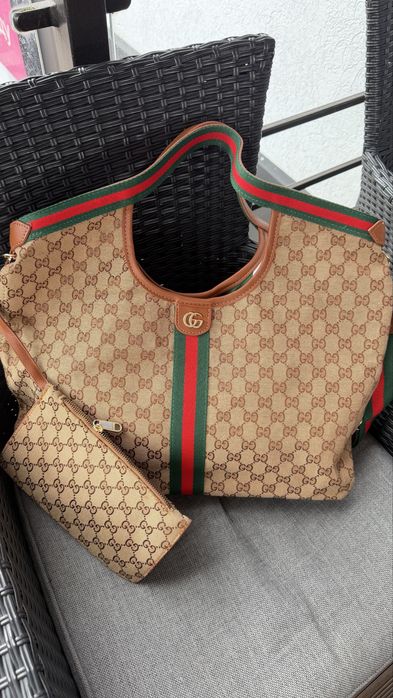 Сумка дорожня,спортивна ,ручна поклажа guess ,гуччі
