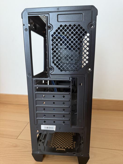 Caixa PC Unyka ATX + Ventoinhas