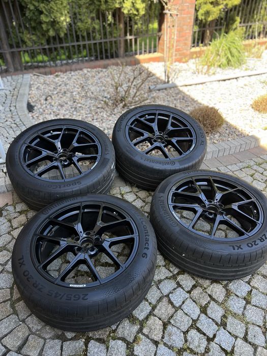 Felgi Amg ML 20 cali opony lato dobry stan