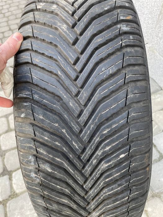 Шини колеса Michelin 235/60 R18