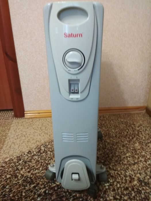 Продам радіатор масляний Saturn