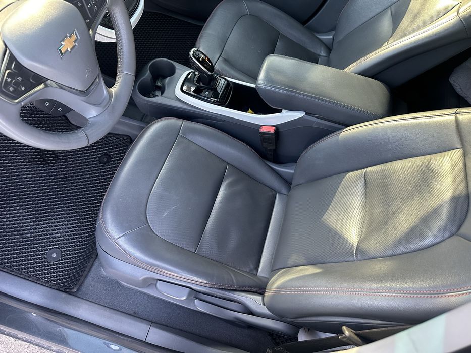 Chevrolet Bolt EV, батарея 64кВт