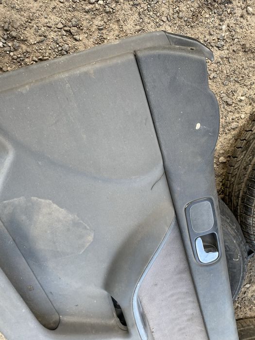 Audi a3 8l boczek tapicerka prawy przod 3-drzwi