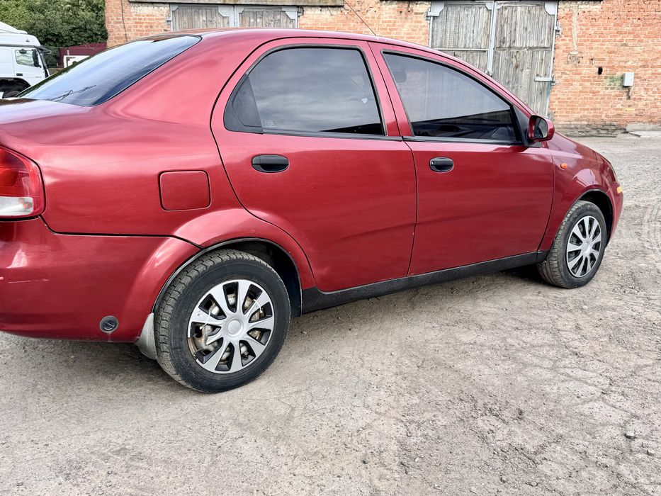 Продам економне авто газ бензин chevrolet Aveo