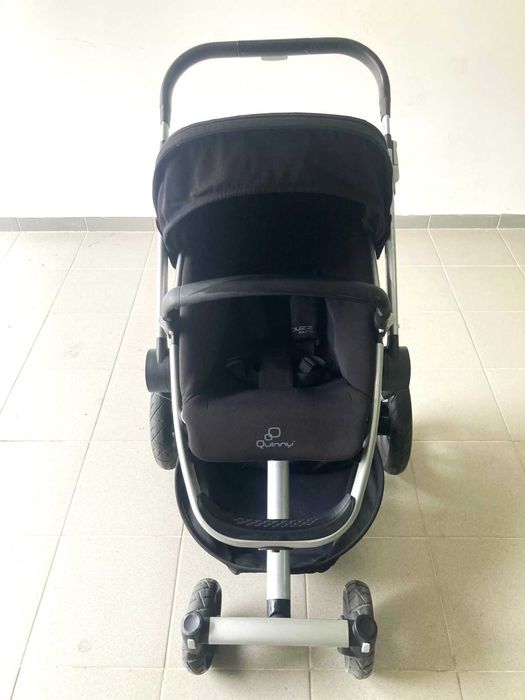 Quinny Buzz Xtra ( Rocking Black)