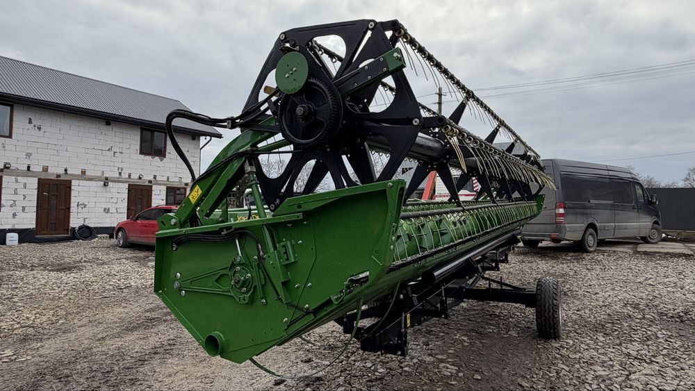 Жниварка John Deere 625R