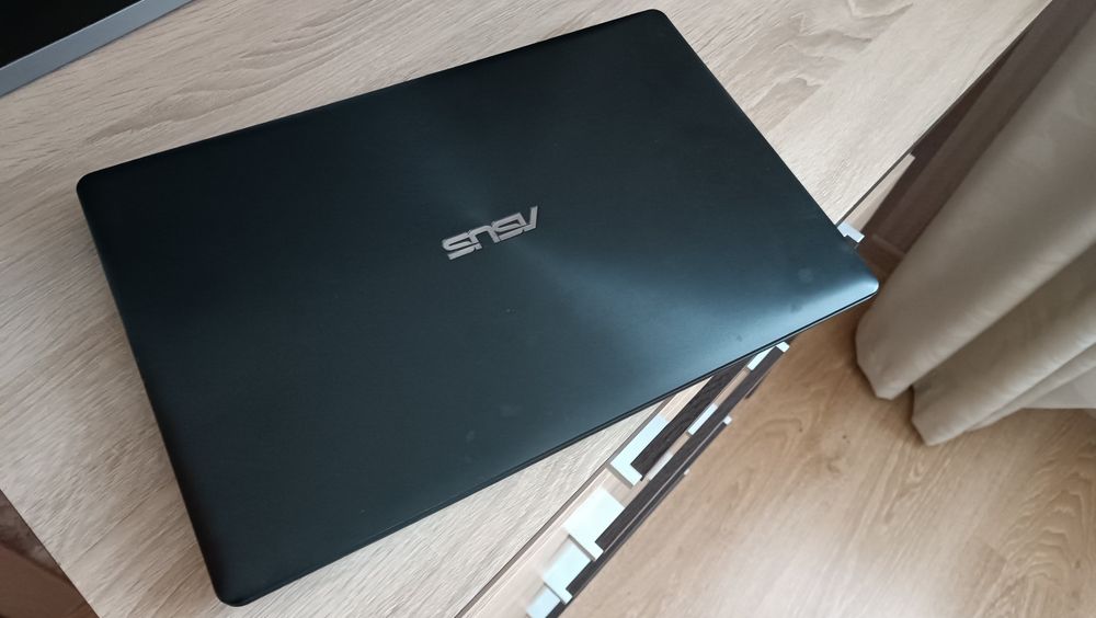 Ноутбук Asus як новий