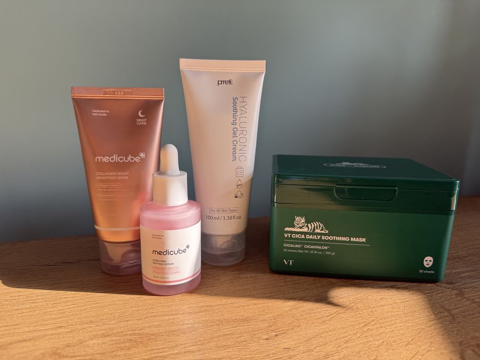 Zestaw kosmetykow koreańskich maseczki krem maska kolagenowa medicube serum