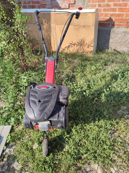 продам бензиновий культиватор