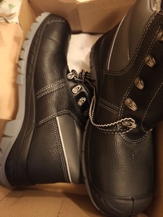 Buty robocze zimowe PPO z futrem r44