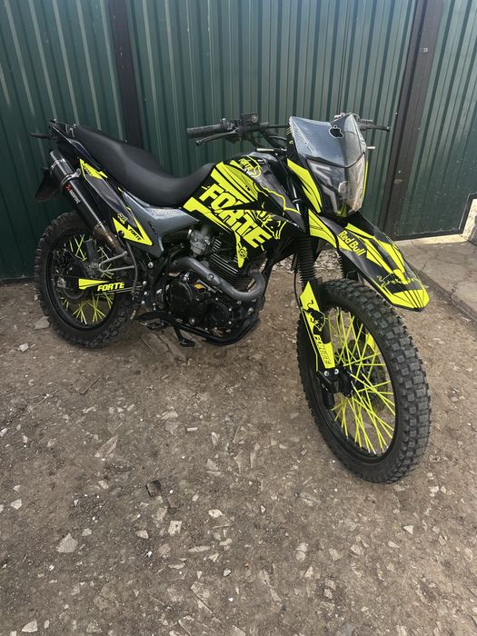 Продам мотоцикл Forte kros 300