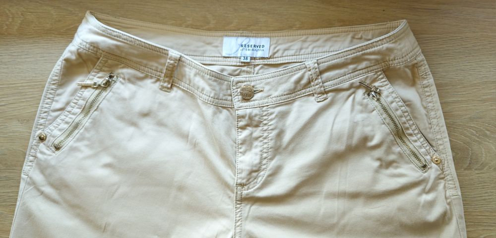 Spodnie Reserved 38 beż na lato chinosy