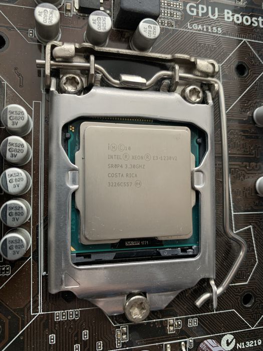 Процессор Intel 1230v2  3.30 ghz