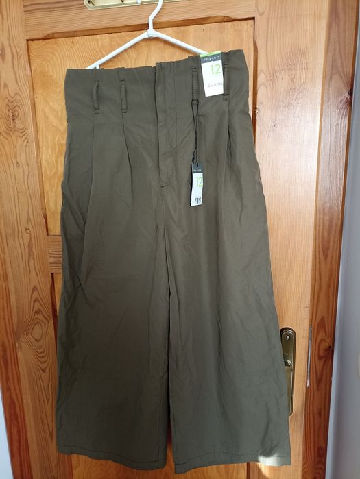 Spodnie Kuloty khaki 40