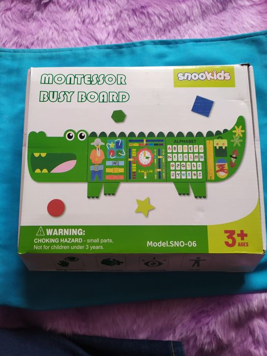 Мотесорі бізі борд