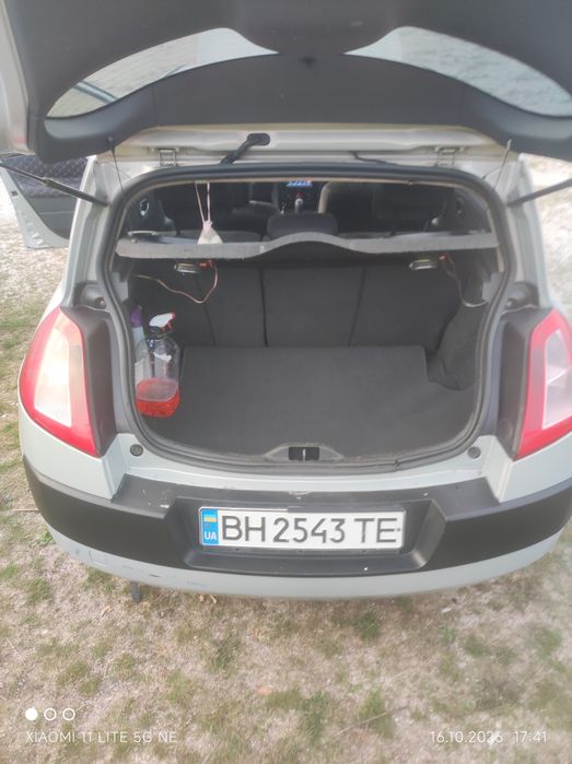 RENAULT MEGAN в идеальном состоянии
