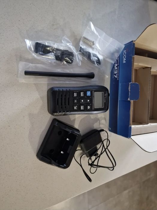 Rádio VHF náutico ICOM IC-M37Novo