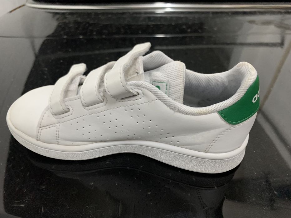 Sapatilhas adidas tamanho 30