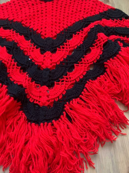 Пончо в’язане крючком універсальний розмір