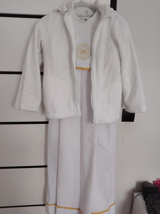 Alba pierwsza komunia