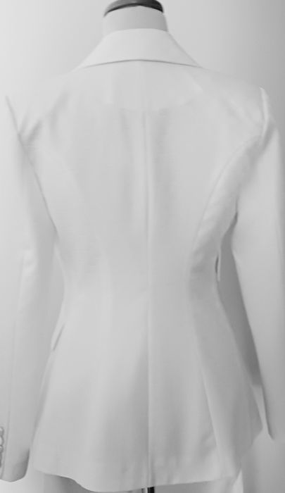 Garnitur damski biały elegancki