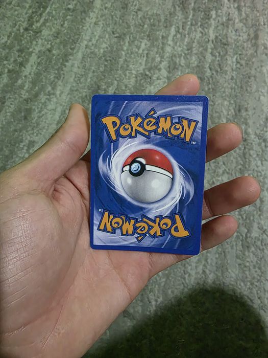 Pikachu Vmax carta de pokemon