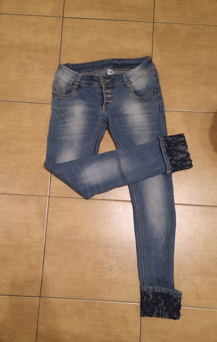 Spodnie jeansowe damskie