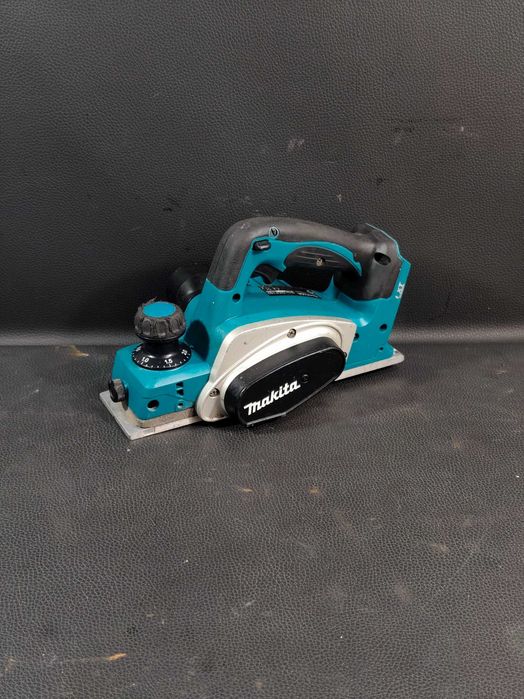 Akumulatorowy Strug Do Drewna Makita DKP180Z