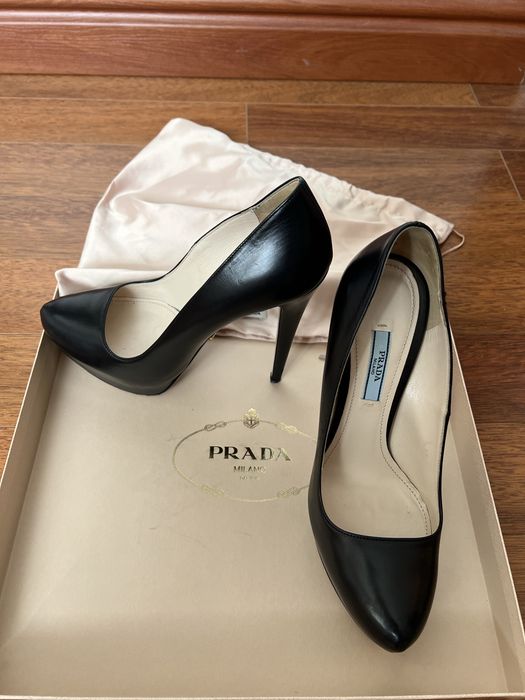 Туфлі Prada. Оригінал.