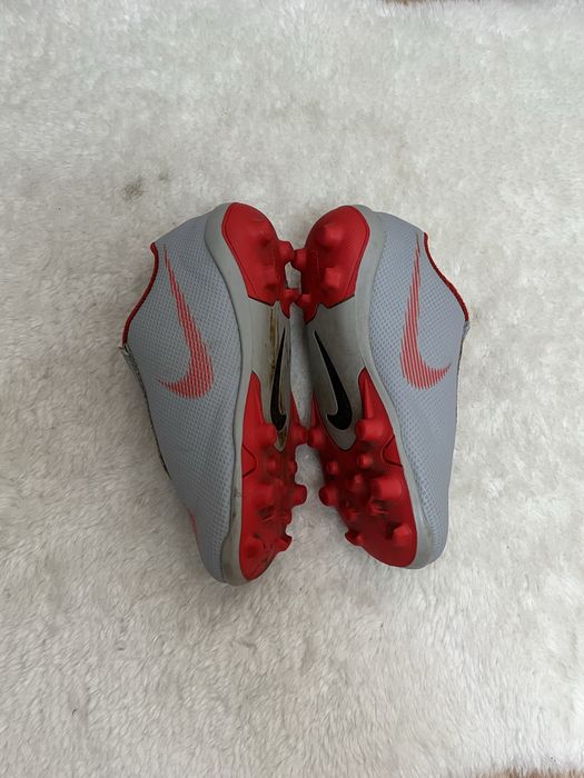 Buty sportowe do piłki nożnej Nike chlopięce 28
