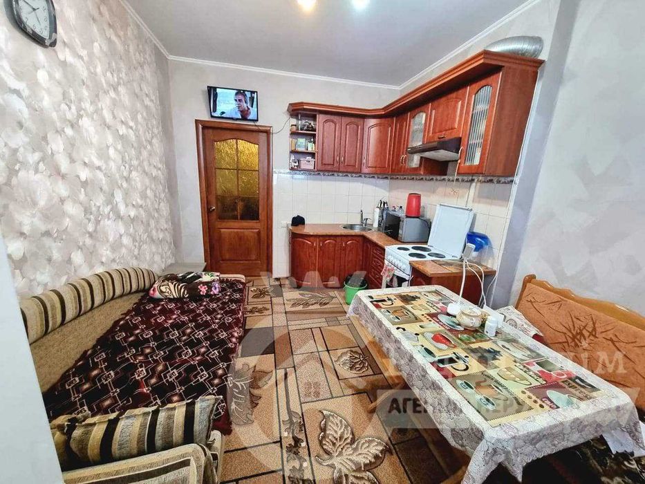 Продам 1К квартиру м.Обухів вул.Лермонтова (Академічна)